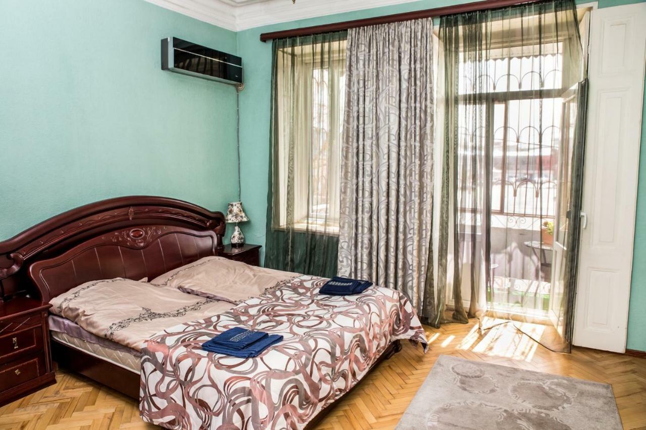 Gold District Apartment Тбилиси Екстериор снимка
